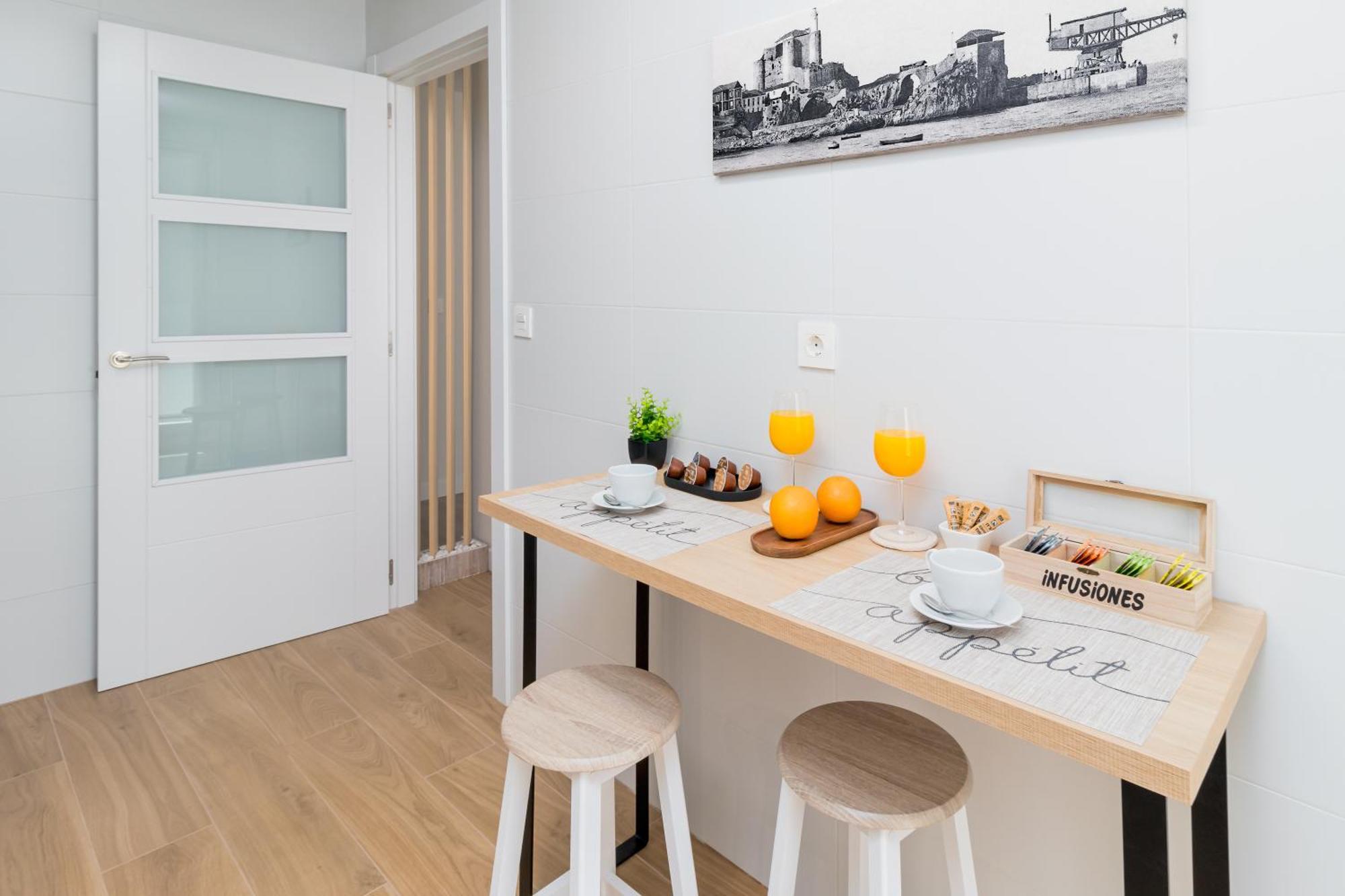 Home In Castro Con Parking Кастро-Урдіалес Екстер'єр фото